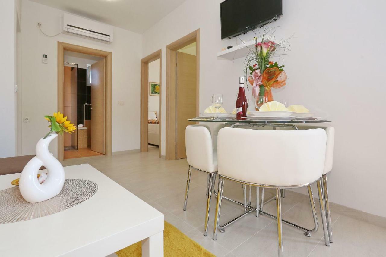 Villa Nivel Vir Exteriör bild