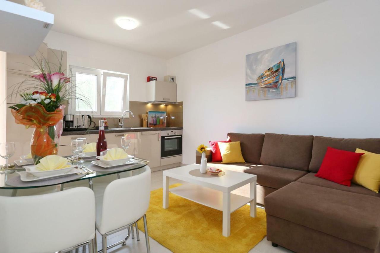 Villa Nivel Vir Exteriör bild