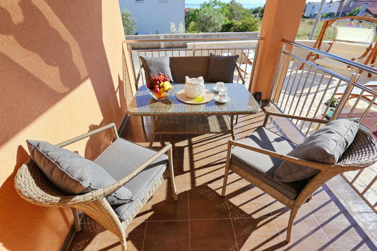 Villa Nivel Vir Exteriör bild