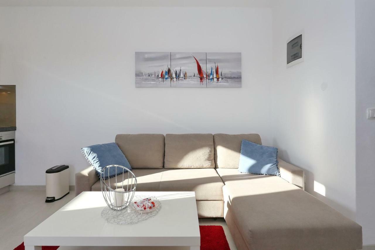 Villa Nivel Vir Exteriör bild