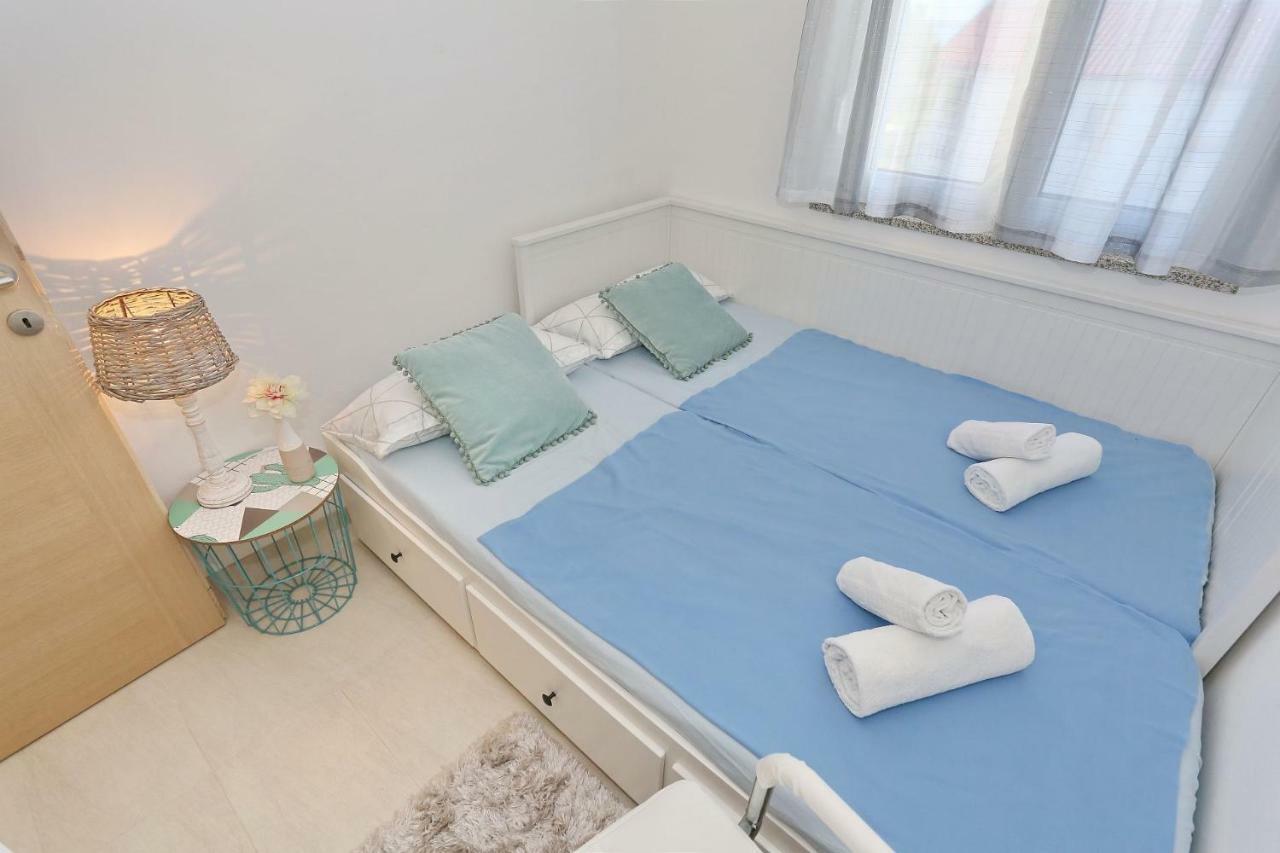 Villa Nivel Vir Exteriör bild